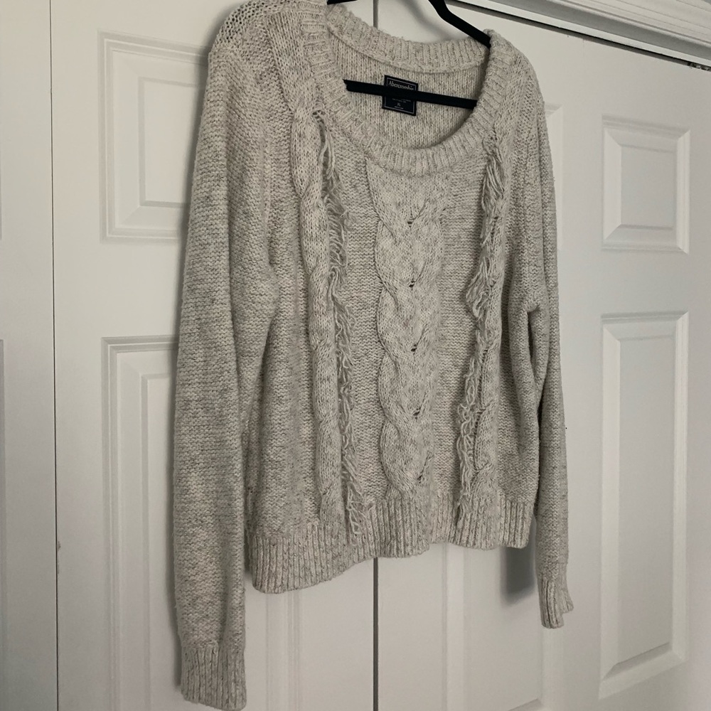 🌬Abercrombie Boho Fringe Sweater